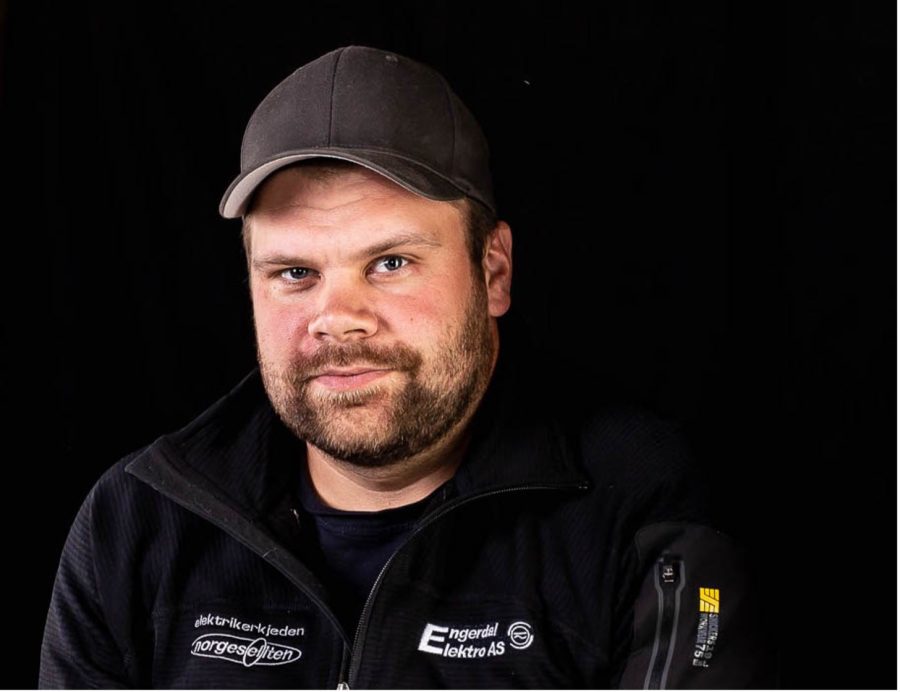 Portrett av montør Frans Haugen Larsen fra Engerdal Elektro.